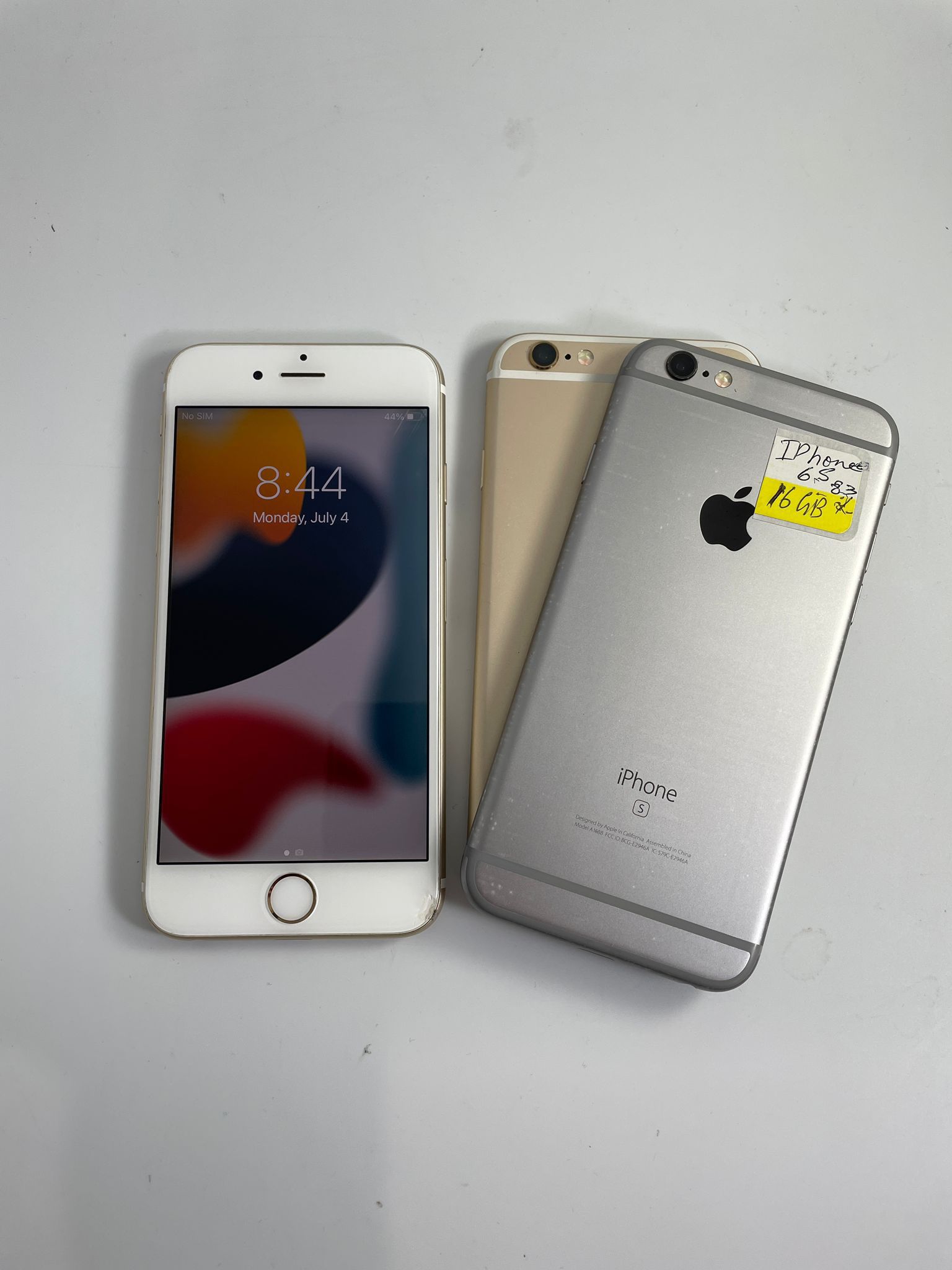 Apple iPhone 6S 16GB UNLOCKED -Fully Functional $80
