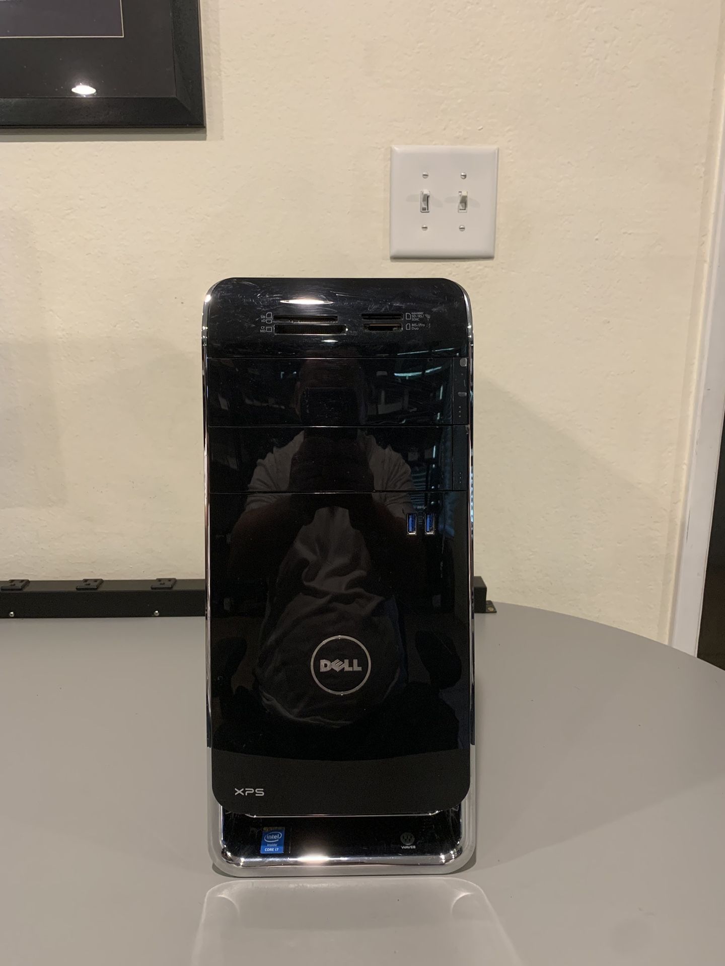 i7 Dell XPS 16GB Ram, 2GB GPU, 500GB SSD, Bluetooth, and HDMI