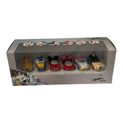 How Wheels Disney 100th Anniversary Character Car Diorama