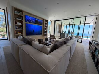 Heavy Duty TV Wall Mount + Professional Install Kit
