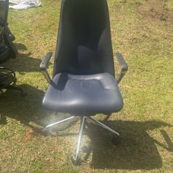 Geiger Leather Blue Executive Chair 
