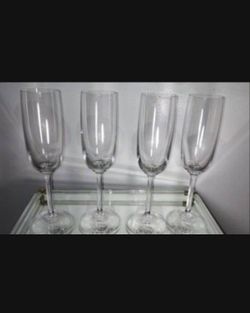 CHAMPAGNE FLUTE CRYSTAL GLASSES SET OF 4