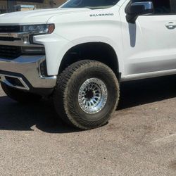 Rines 17x9 Mojave Silver Hankook 