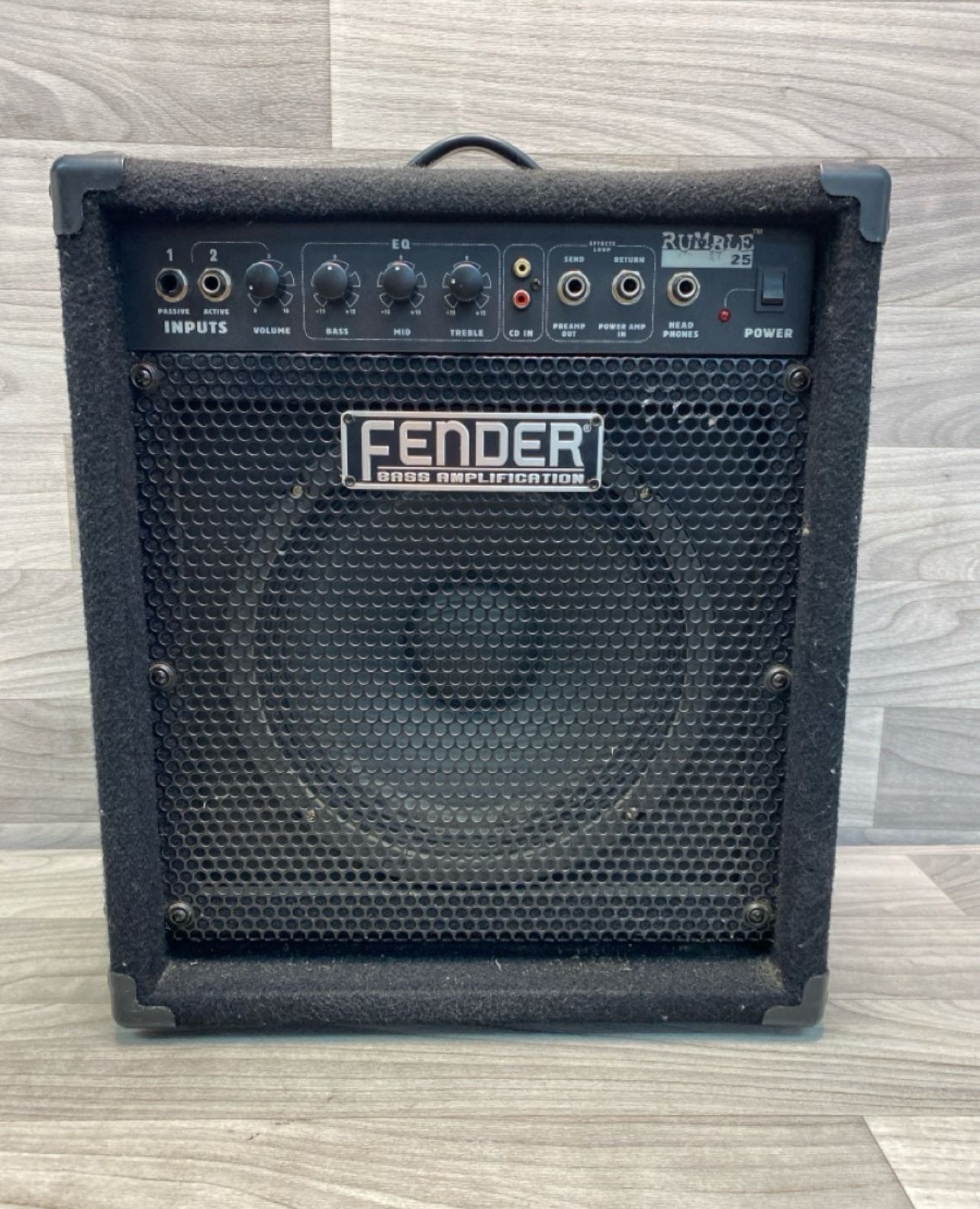 Fender Rumble 25 Bass Amplifier (A1D017810)