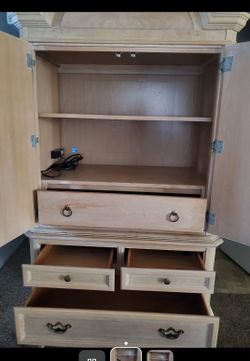 Dresser