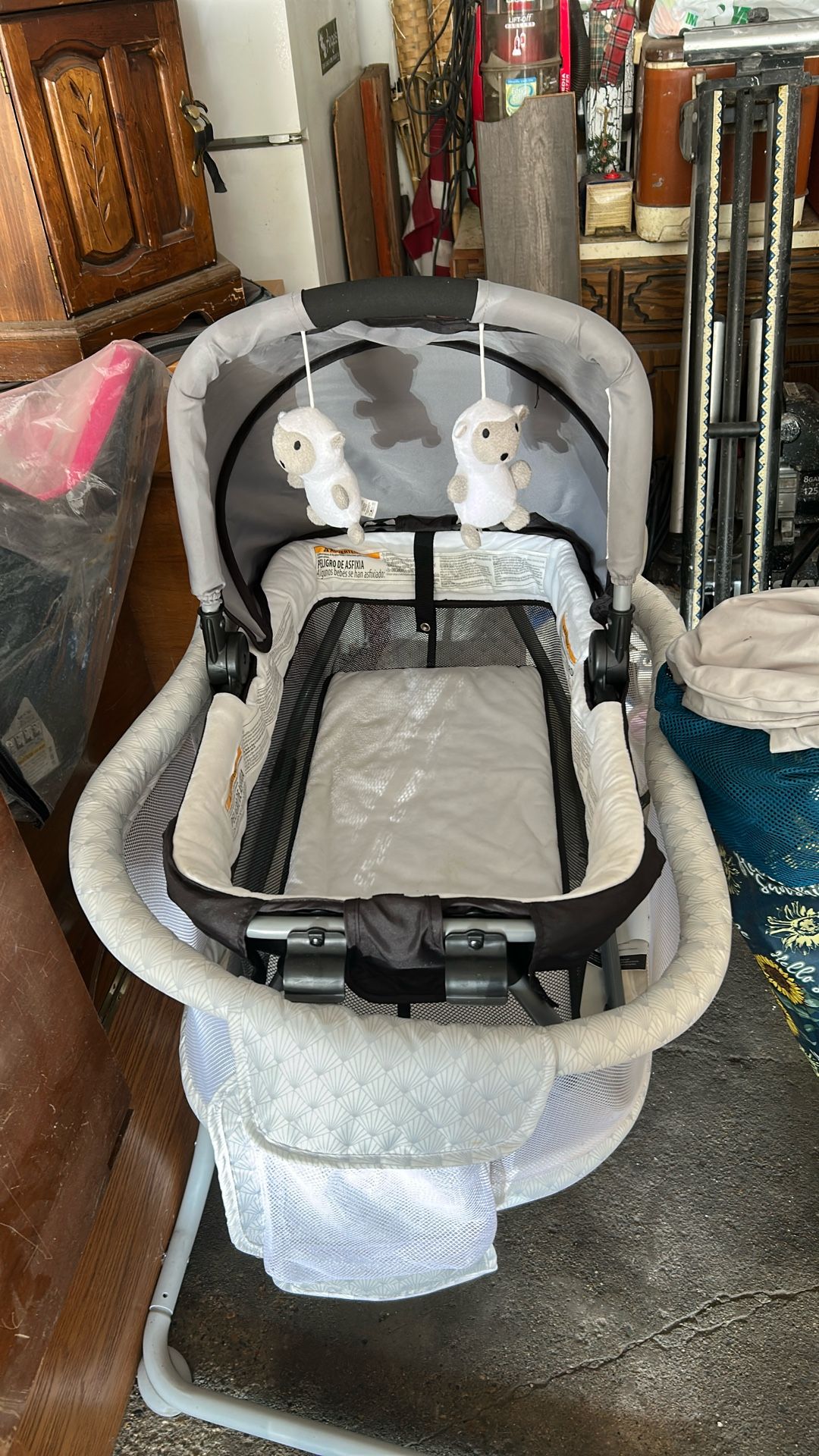 Bassinet Car seat 
