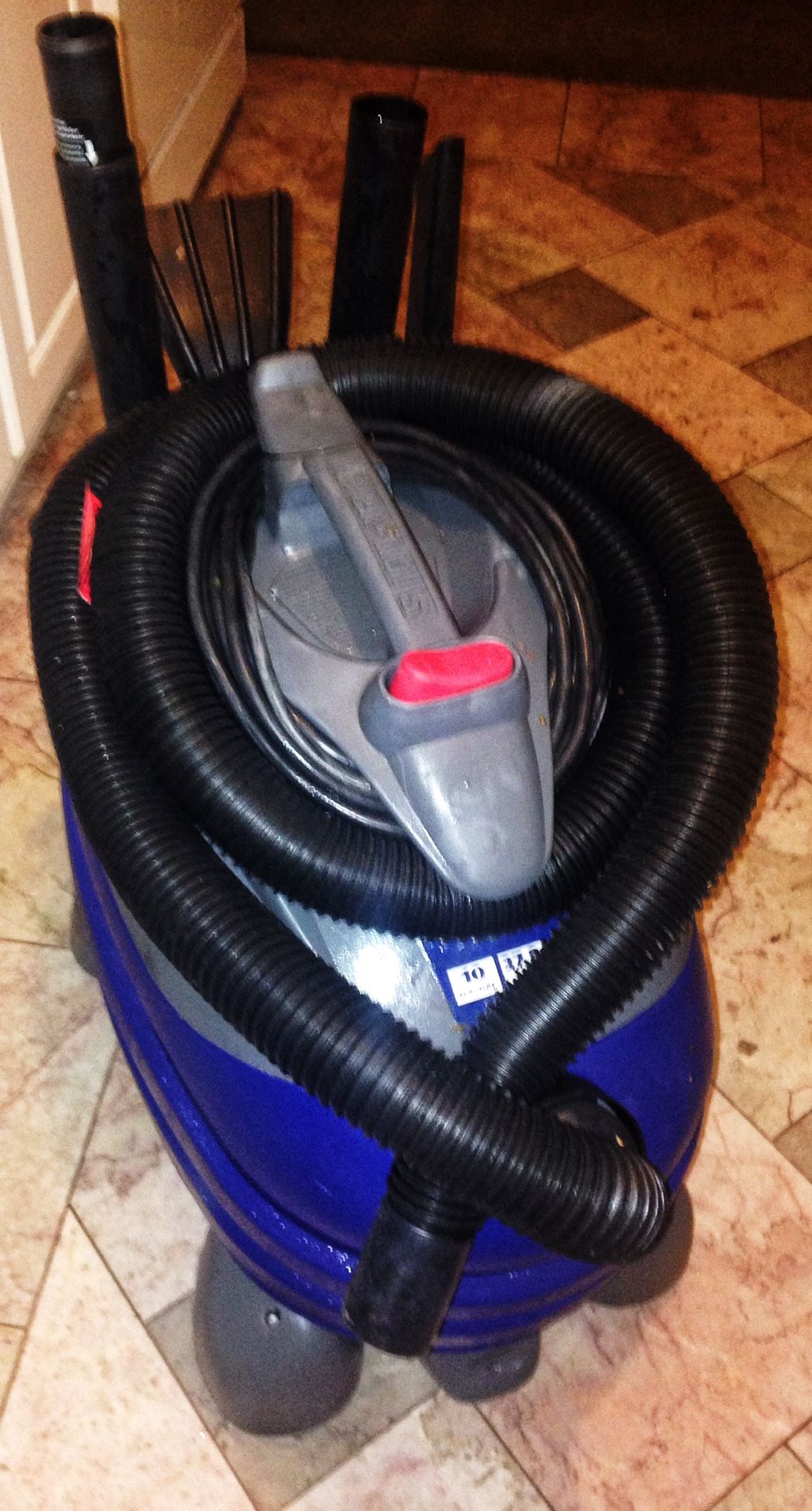 Shop Vac Super Hawkeye