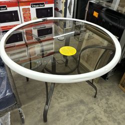 42 in. Steel Round Outdoor Patio Dining Table with Bronze Smoky Glass, comedor de patio