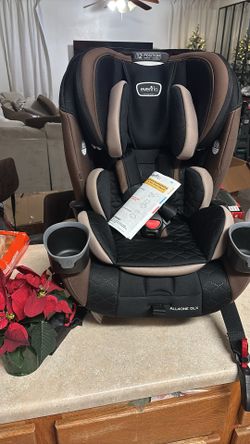 NEW! Evenflo All In One DLX Car Seat 