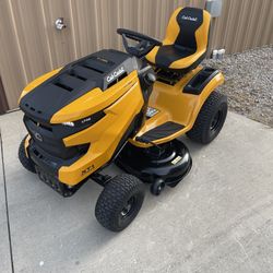 Cub cadet XT1 LT42 547cc engine intelli power gas lawn mower tractor New