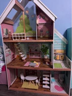 Doll House