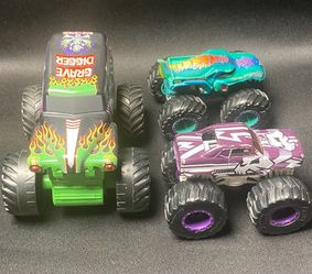 Monster Jam Die-Cast Monster Truck Lot of 3