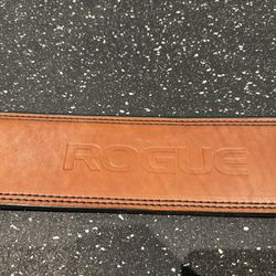 Rogue Premium Ohio Lifting Belt (L)