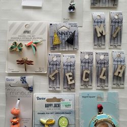 Pin Broches And More New $15 All
