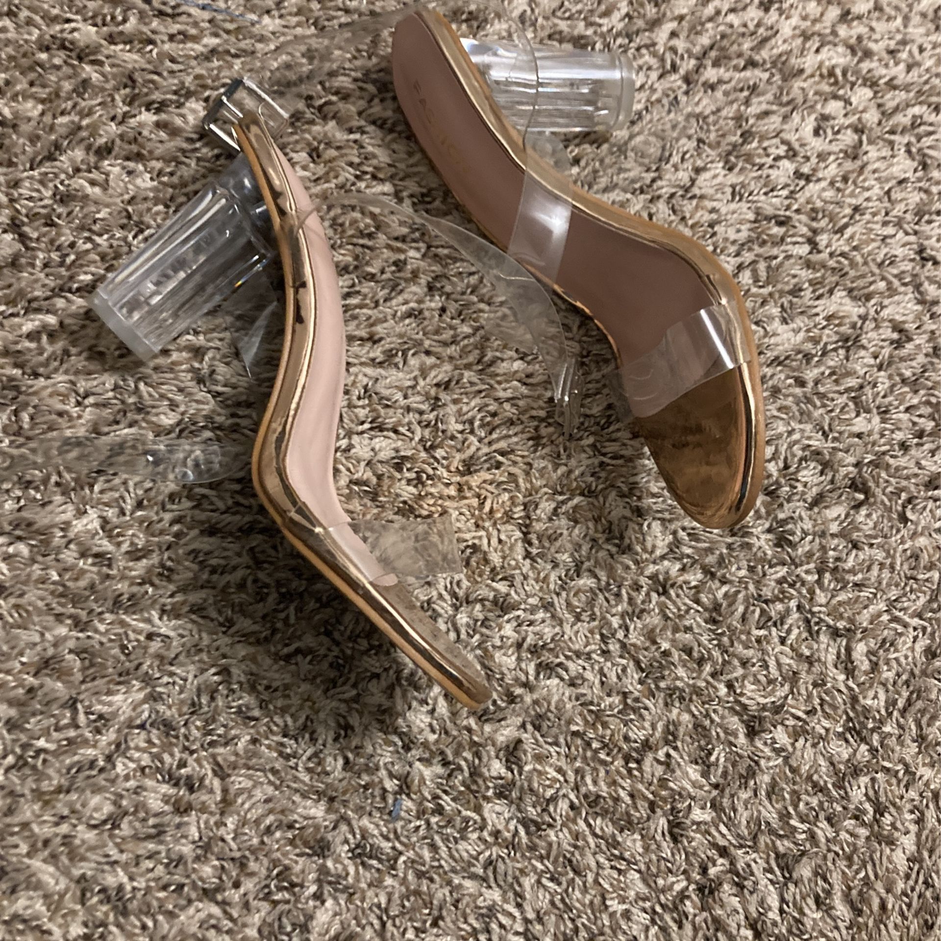 Fashionova Clear Heels