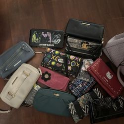 Random Wallets Lot 