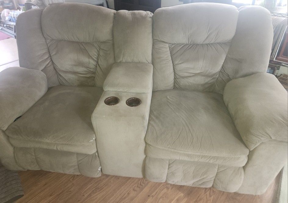 Free Sofa 