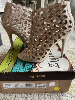 Zigi Soho Boots Size 6.5 M