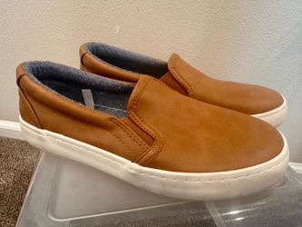 Boys cat and Jack size 3 shoes