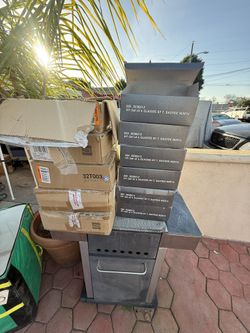 New Plates Ceramic. And Hennrsey. Glasses. 