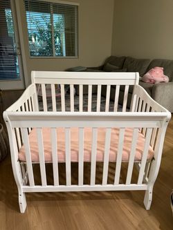 MINI CRIB