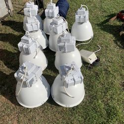 Huge Hanging Shop ,Wearhouse ,barn ,etc 8 Total 