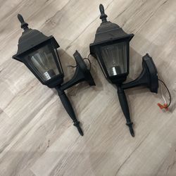 Outdoor Wall Mounted Lanterns