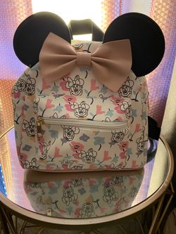 Minnie Mouse small backpack in great condition
