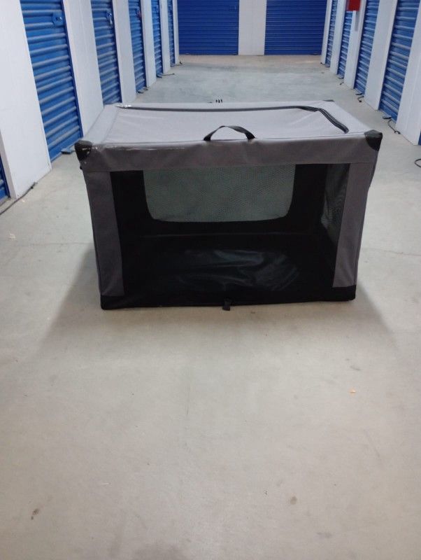 Dog Crate / With Zipper Doors