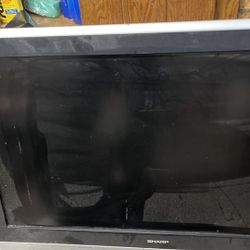 32” Tv