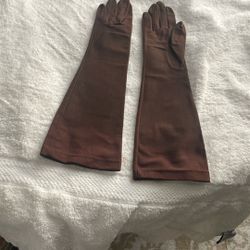Vintage Never Worn Woman’s Dress Gloves 