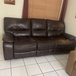 Free Reclining Sofa