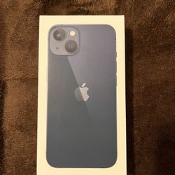 iPhone 13 New Open Box ( Metro By T-mobile ).