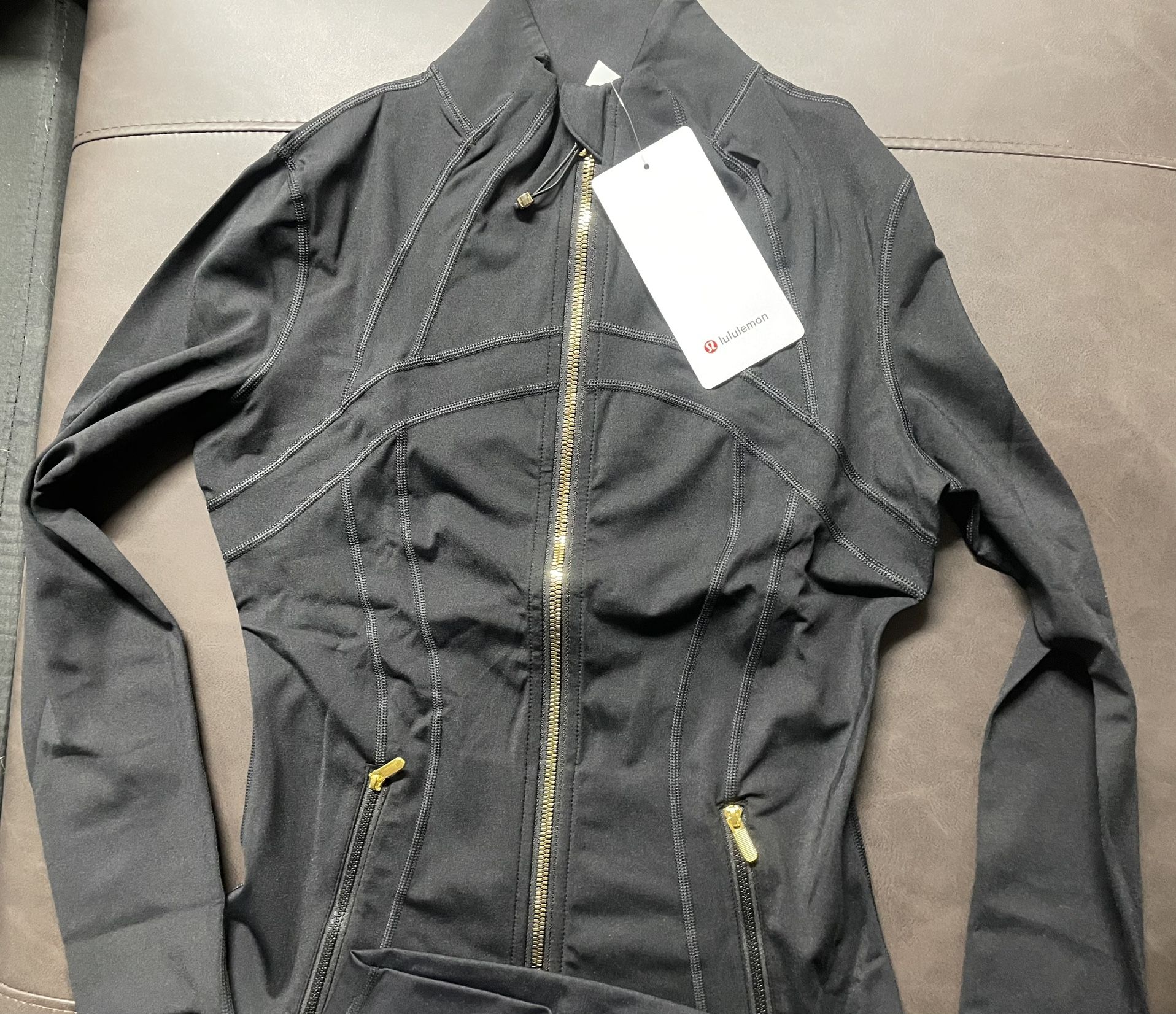 black lululemon define jacket & shorts