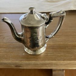 International Silver Co. Silver Teapot 