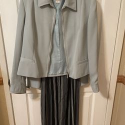 Women’s Three Piece Dress Suit.