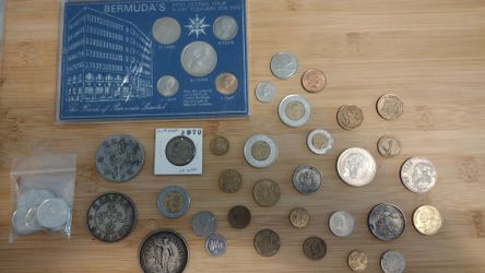 Foreign coin lot