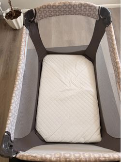 Grace Pack and Play / Playpen