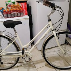 Schwinn Women's Gateway 700c Hybrid Bike