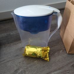 PUR Portable Water Filter And Lead