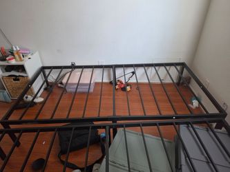 Twin Sized Bedframes