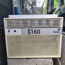 Aire acondicionado 12,000 vatios