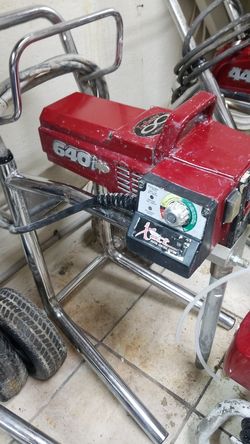 Commercial paint sprayer Titan 640 IX for Sale in Damascus OR