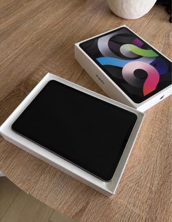 iPad Air NEW IN BOX