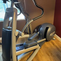 Elliptical Precor Efx 546i