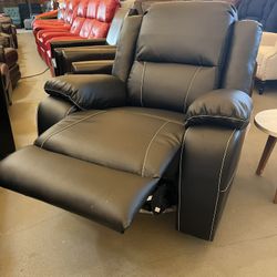 Swivel Recliner