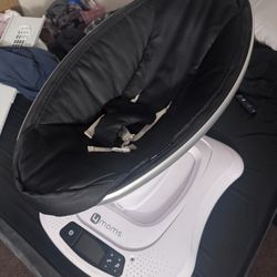 4moms MamaRoo Multi-Motion Baby Swing, Black Classic