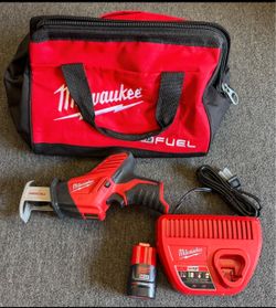 Milwaukee M12 Hackzall