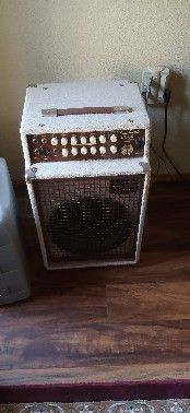 California Blonde acoustic amp