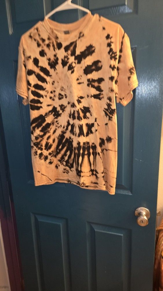 Tie Dye Tshirt - Medium